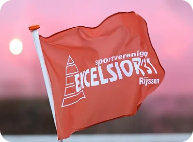Excelsior '31 supporters met clubvlag